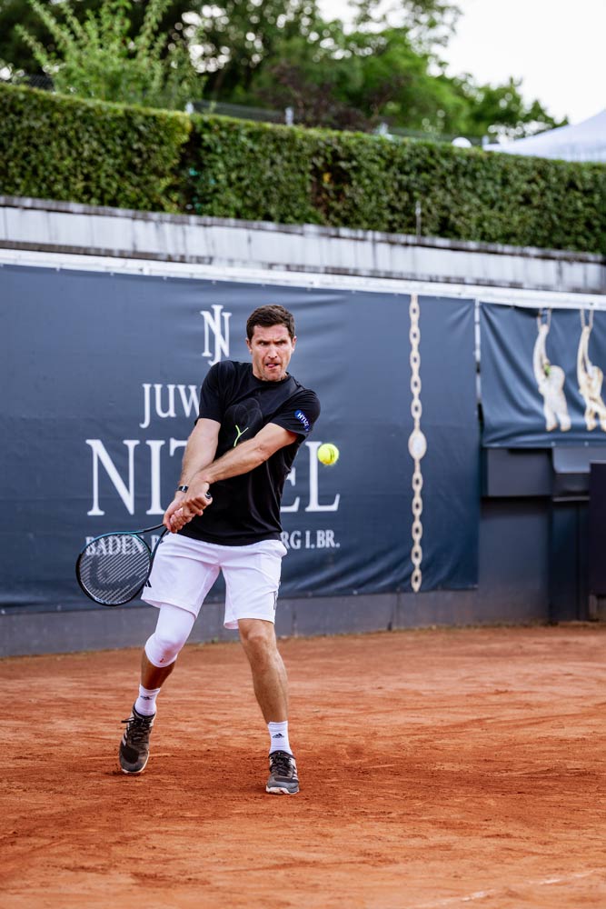Tennis Profi mit Mentaltrainer